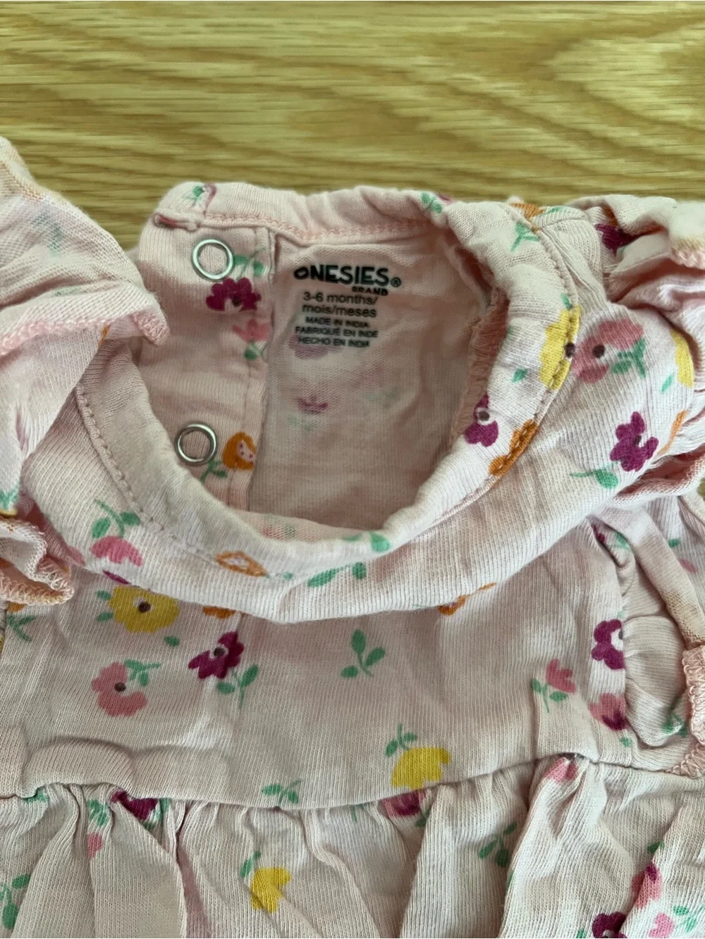 Gerber Onesies 5-Pack Baby Girl Romper Bundle 3-6M Floral Hearts Strawberries